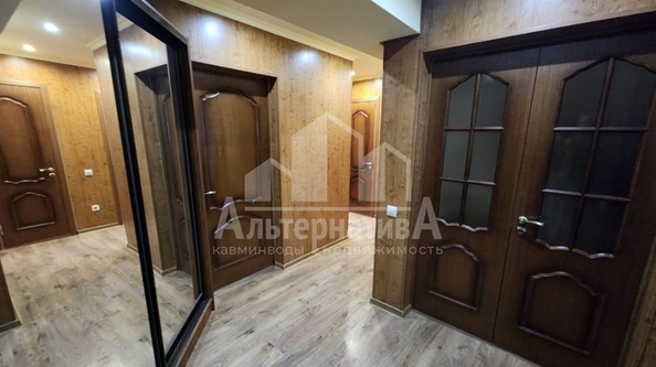 
   Продам 3-комнатную, 68 м², Октябрьская ул

. Фото 17.