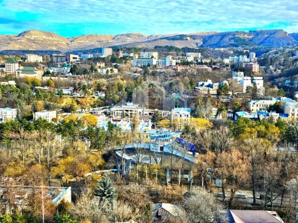
  Продается 2-комн. квартира, 97.9 м², Шаумяна ул
. Фото 2.