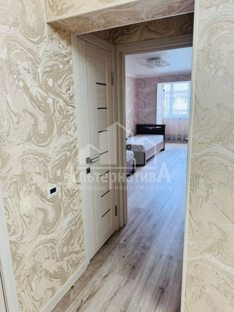 
   Продам 2-комнатную, 48.6 м², Андрея Губина ул

. Фото 13.