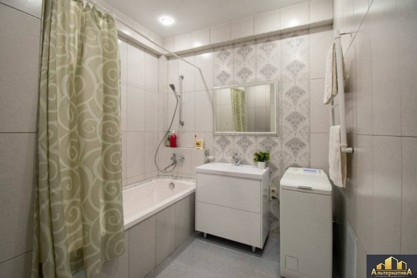 
  Продается 2-комн. квартира, 88 м², Кирова ул
. Фото 9.