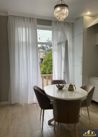 
  Продается 1-комн. квартира, 40 м², Жмакина ул
. Фото 1.