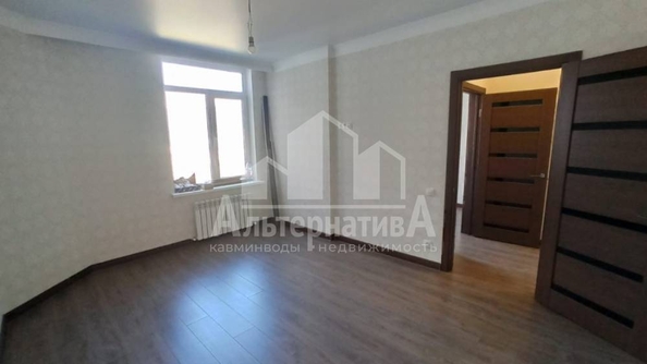 
   Продам 3-комнатную, 70.4 м², Окопная ул

. Фото 5.