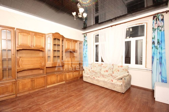 
  Продается 2-комн. квартира, 59.5 м², Подгорная ул
. Фото 4.