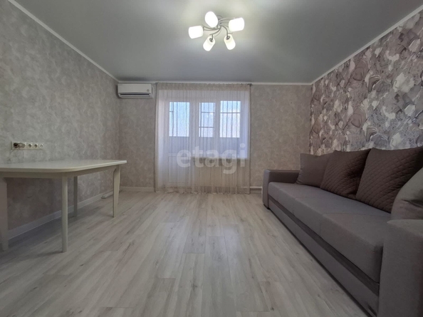 
   Продам 2-комнатную, 54 м², Пушкина ул, 63/1

. Фото 3.