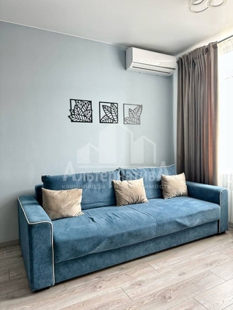 
  Продается 1-комн. квартира, 44 м², Окопная ул
. Фото 2.