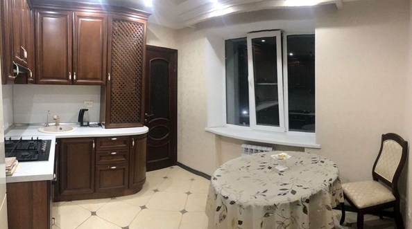 
   Продам 2-комнатную, 75 м², Пестова ул, 17

. Фото 4.