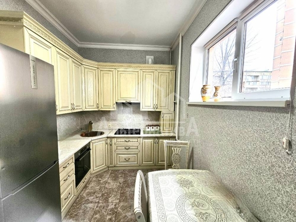 
   Продам 3-комнатную, 64.8 м², Жуковского ул

. Фото 5.