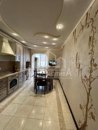 
  Продается 2-комн. квартира, 76 м², Белинского ул
. Фото 1.
