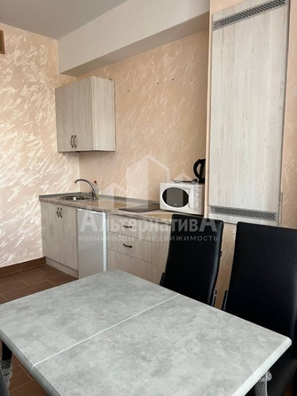 
   Продам 3-комнатную, 86.9 м², Декабристов ул

. Фото 3.