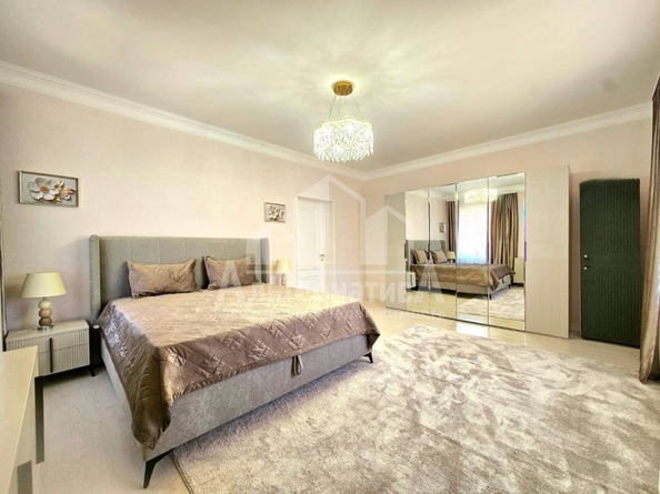 
  Продается 3-комн. квартира, 145.7 м², Герцена ул
. Фото 17.