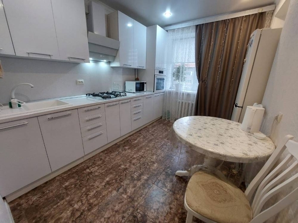 
  Продается 1-комн. квартира, 36 м², Белинского ул
. Фото 2.