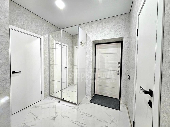 
  Продается 1-комн. квартира, 47.2 м², Замковая ул
. Фото 3.