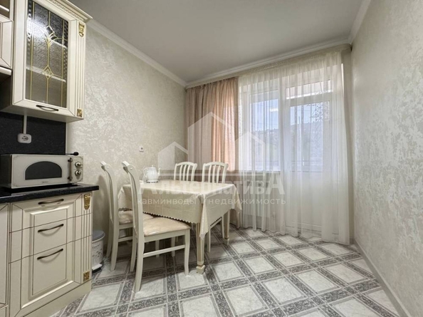 
  Продается 1-комн. квартира, 37 м², Набережная ул
. Фото 5.