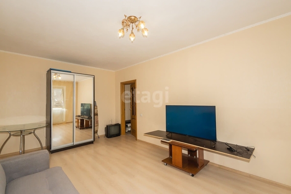 
   Продам 2-комнатную, 56 м², Малиновского ул, 78В

. Фото 20.