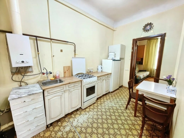 
  Продается 4-комн. квартира 64 м². Фото 2.