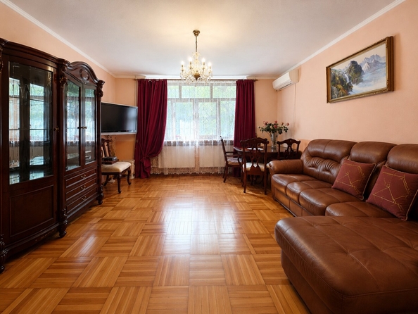 
  Продается 4-комн. квартира 112 м². Фото 2.