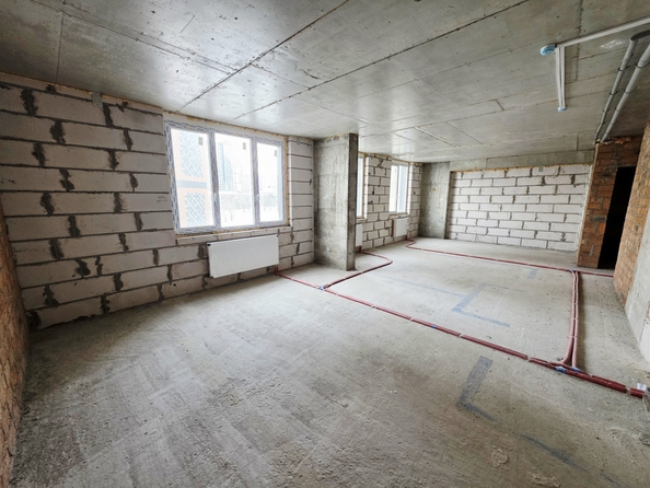 
  Продается 3-комн. квартира 73 м², в ЖК Гринсайд, 3.1-3.4. Фото 2.