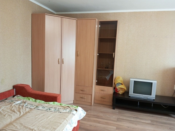 
   Продам 1-комнатную, 44 м², Лелюшенко ул, 13/1

. Фото 6.