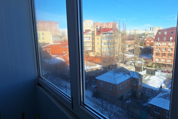 
   Продам 1-комнатную, 30 м², Комарова б-р, 40/2

. Фото 5.