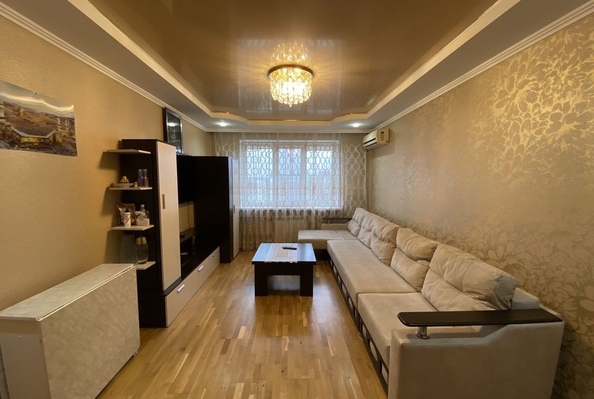 
   Продам 3-комнатную, 65 м², Космонавтов пл, 14/15

. Фото 5.