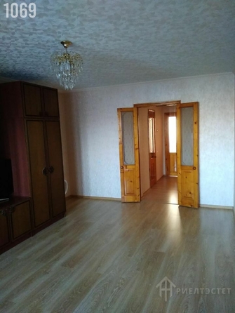 
   Продам 2-комнатную, 54 м², 40-летия Победы пр-кт, 37/6

. Фото 10.