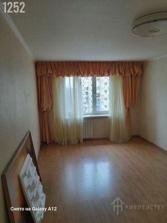 
   Продам 2-комнатную, 48 м², Конституционная ул, 63

. Фото 8.