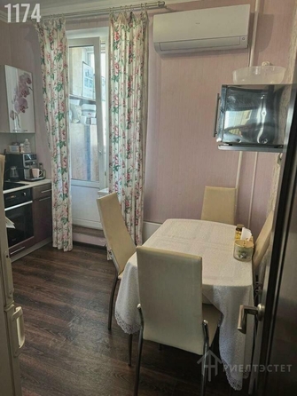 
   Продам 2-комнатную, 58 м², Жданова ул, 7/33

. Фото 2.