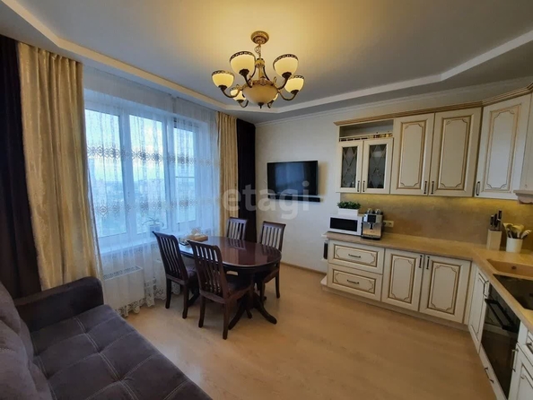 
   Продам 2-комнатную, 56 м², Еременко ул, 90/27

. Фото 10.