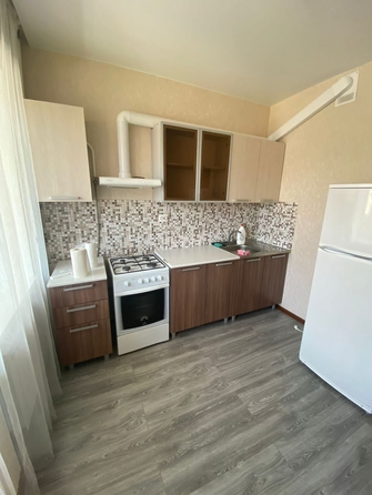 
   Продам 1-комнатную, 44 м², Платова ул, 83Г

. Фото 4.