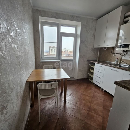 
   Продам 1-комнатную, 37 м², Венеры ул, 9/5

. Фото 10.