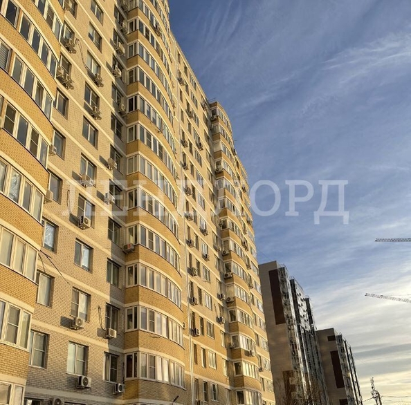 
   Продам 1-комнатную, 48.4 м², Горсоветская ул, 57Б

. Фото 1.