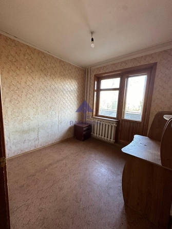 
   Продам 3-комнатную, 59.8 м², Весенняя ул, 32

. Фото 4.