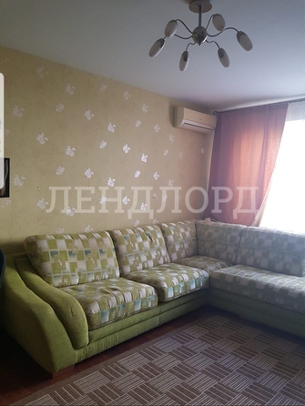 
   Продам 3-комнатную, 85 м², Думенко ул, 13Д

. Фото 5.