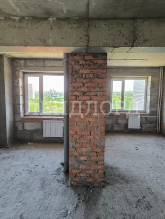 
   Продам 3-комнатную, 79 м², Комарова б-р, 16/5

. Фото 5.