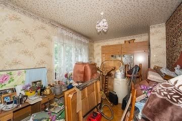 
   Продам 4-комнатную, 87 м², Южная ул, 44

. Фото 2.