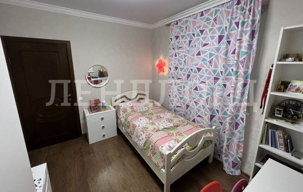 
   Продам 3-комнатную, 83 м², Закруткина ул, 61

. Фото 2.