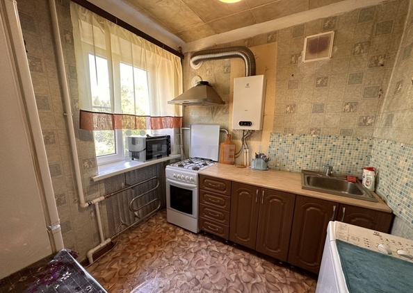 
   Продам 2-комнатную, 42 м², Привокзальная ул, 10

. Фото 3.