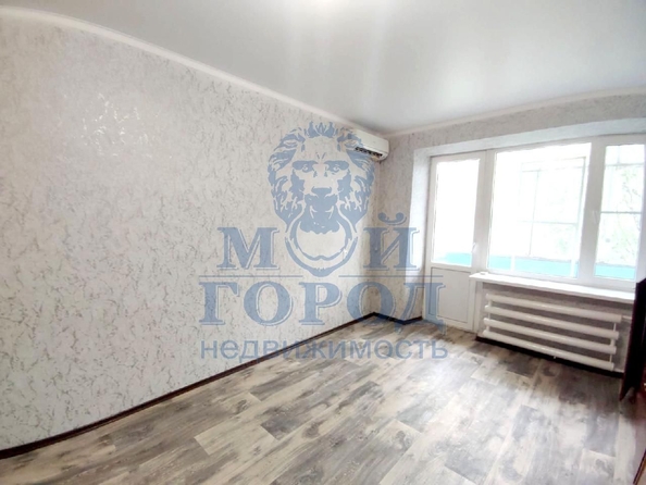 
   Продам 1-комнатную, 32 м², Ушинского ул, 7/175

. Фото 2.