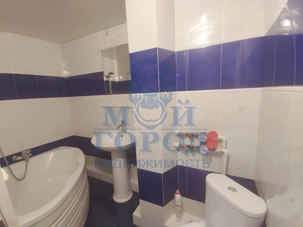 
   Продам 2-комнатную, 50 м², Октябрьская ул, 124

. Фото 1.