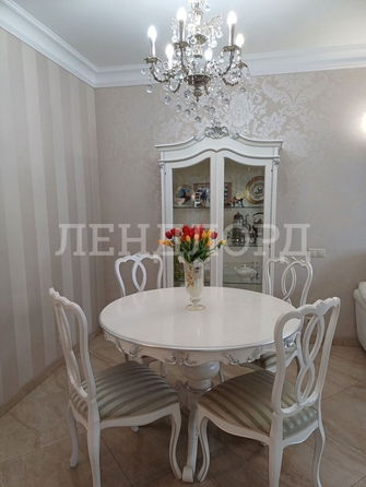 
   Продам 2-комнатную, 90 м², Закруткина ул, 55/18

. Фото 2.