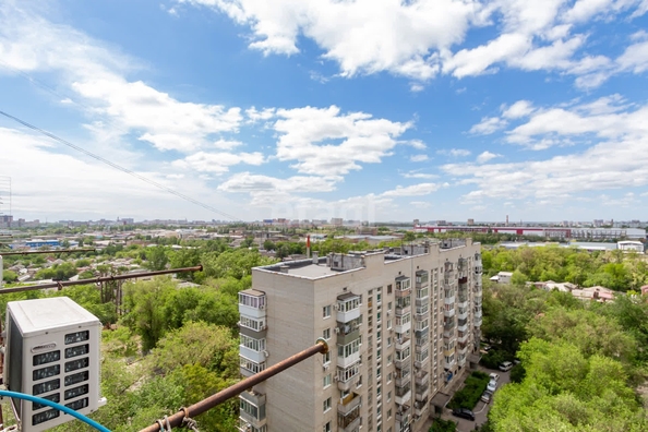 
   Продам 4-комнатную, 89 м², Двинская ул, 24/1

. Фото 3.