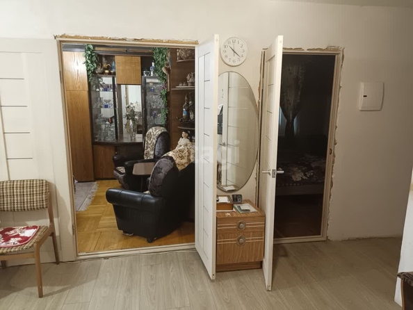 
   Продам 2-комнатную, 75.7 м², Комарова б-р, 7/4

. Фото 1.