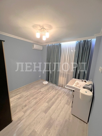 
   Продам 3-комнатную, 71 м², Жмайлова ул, 4/2

. Фото 3.