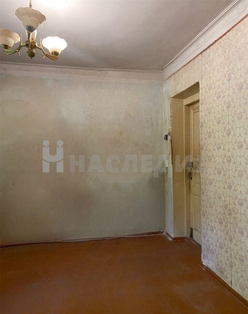 
   Продам 3-комнатную, 42 м², Александровская ул, 99

. Фото 8.