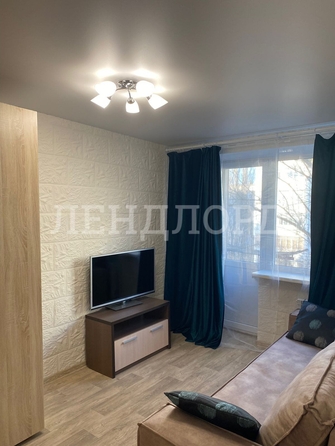 
   Продам 1-комнатную, 22 м², Комарова б-р, 40/2

. Фото 4.