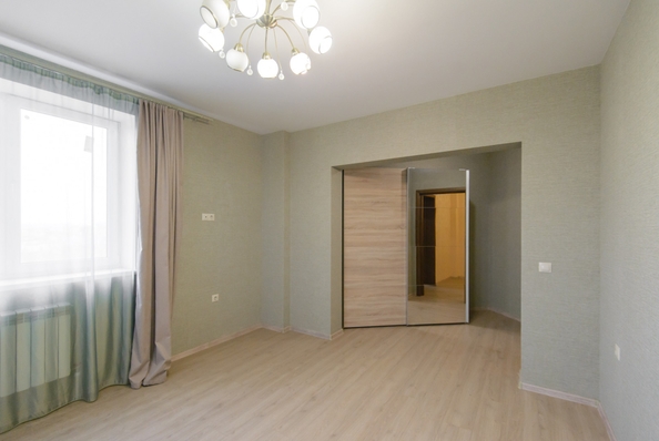 
   Продам 1-комнатную, 53 м², Буденновский пр-кт, 120/1с2

. Фото 4.