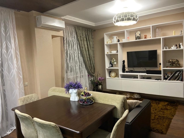 
   Продам 3-комнатную, 75 м², Тружеников ул, 80

. Фото 4.