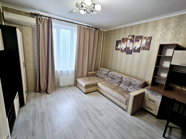 
   Продам 1-комнатную, 38 м², Жданова ул, 7/33

. Фото 6.