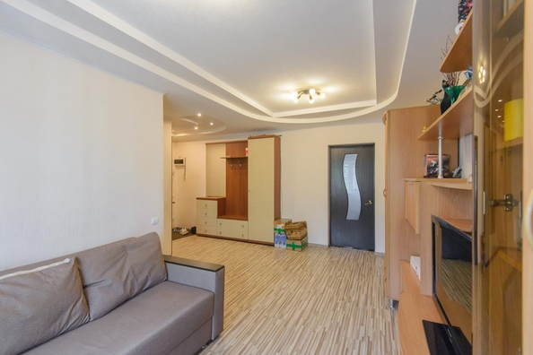 
   Продам 2-комнатную, 44 м², Зорге ул, 2

. Фото 1.