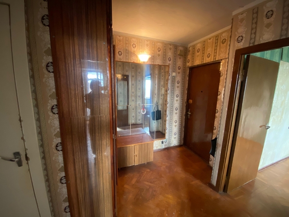 
   Продам 3-комнатную, 54.9 м², Коммунистический пр-кт, 12

. Фото 13.